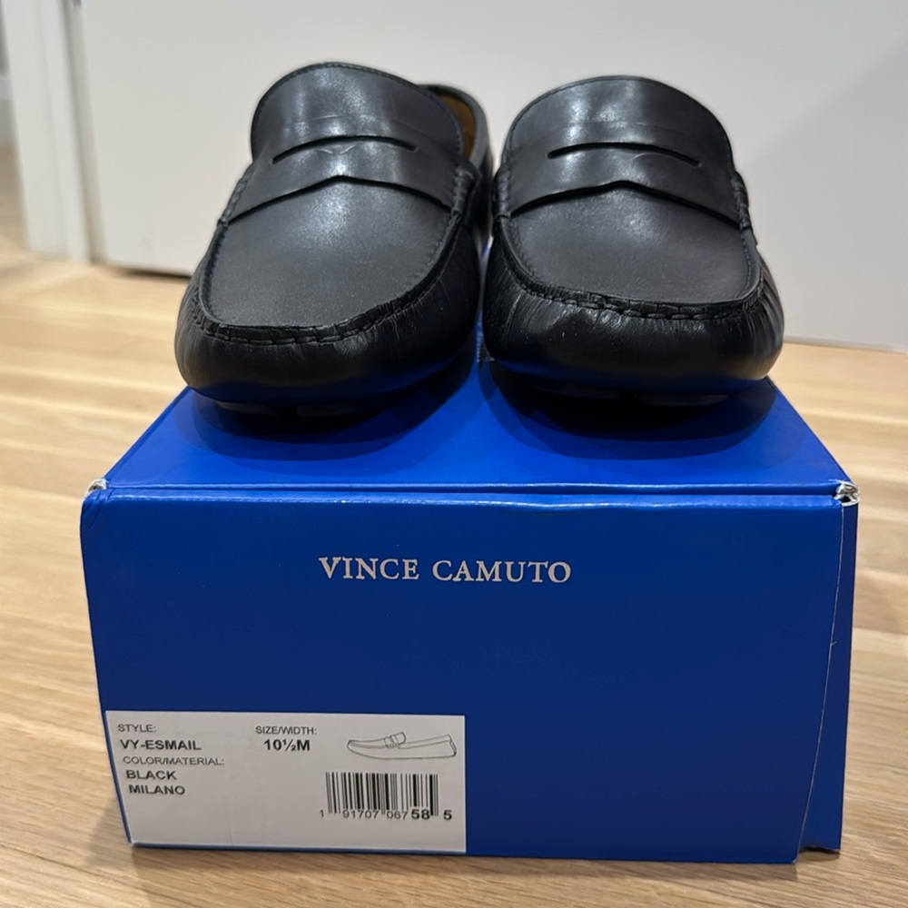 Men’s Vince Camuto Esmail Driving Loafers. 10.5. NIB. NEW! Black leather.